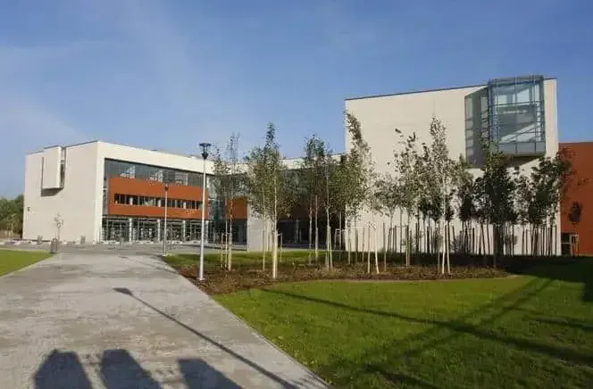 Kolegium Uniwersytetu im. Adama Mickiewicza w Pile: zdjęcie z realizacji 7