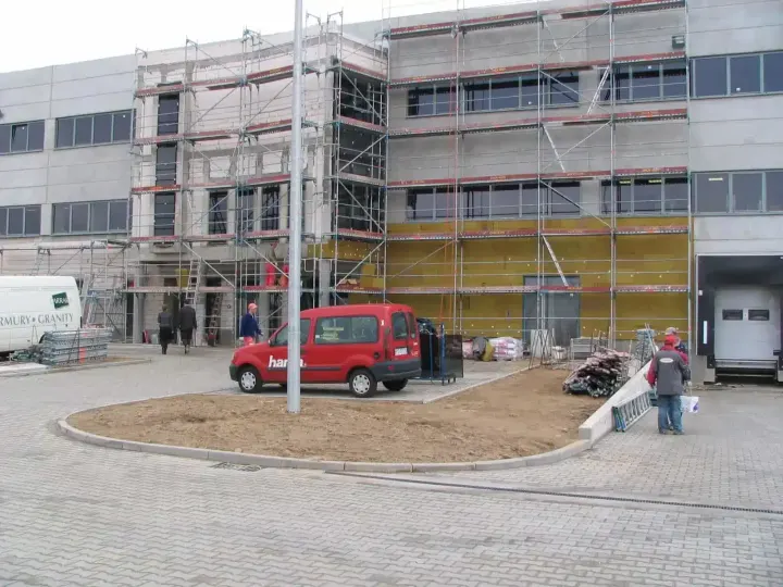 Projekt zieleni dla firmy Hama: zdjęcie z realizacji 12